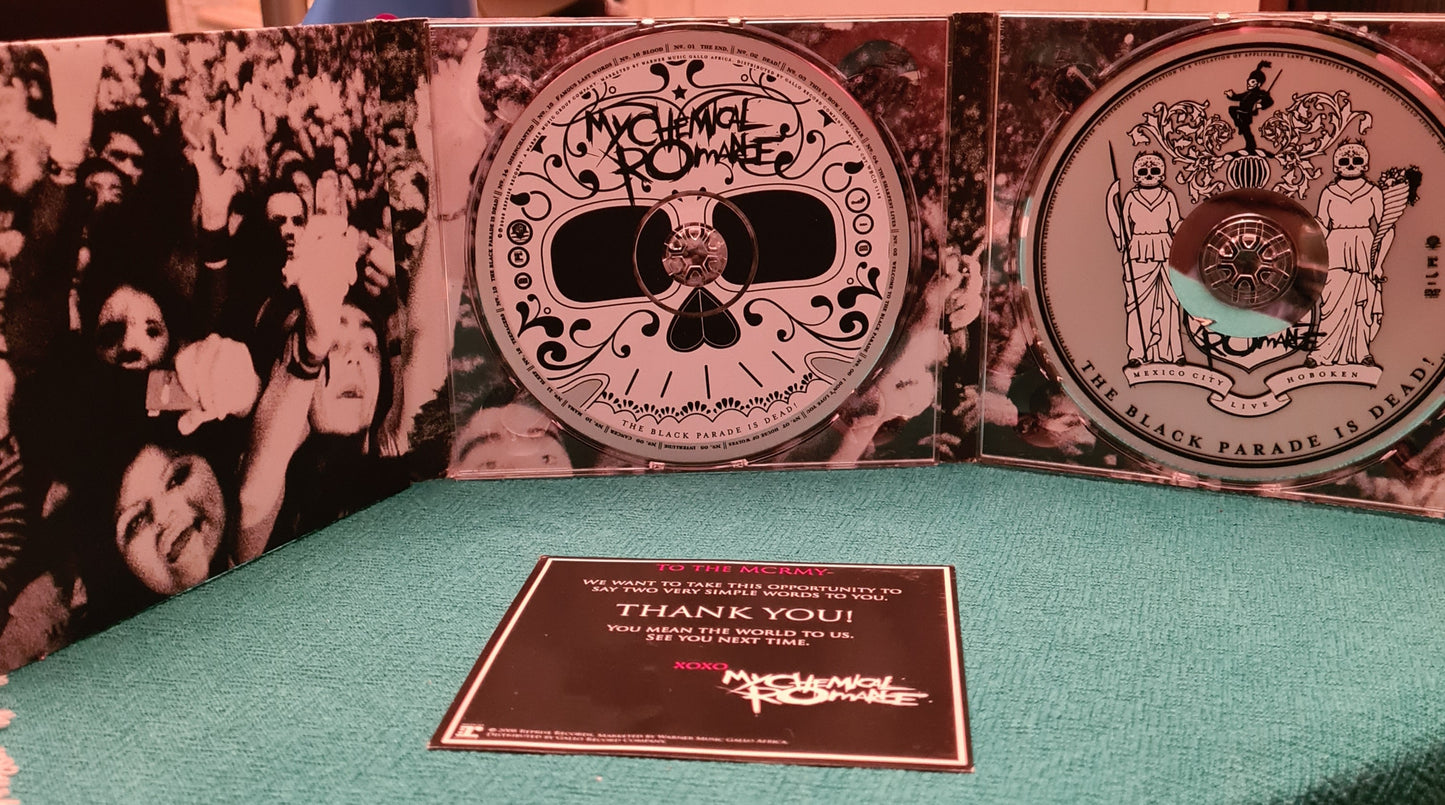 My Chemical Romance ~ The Black Parade is Dead! (CD +DVD - RSA)