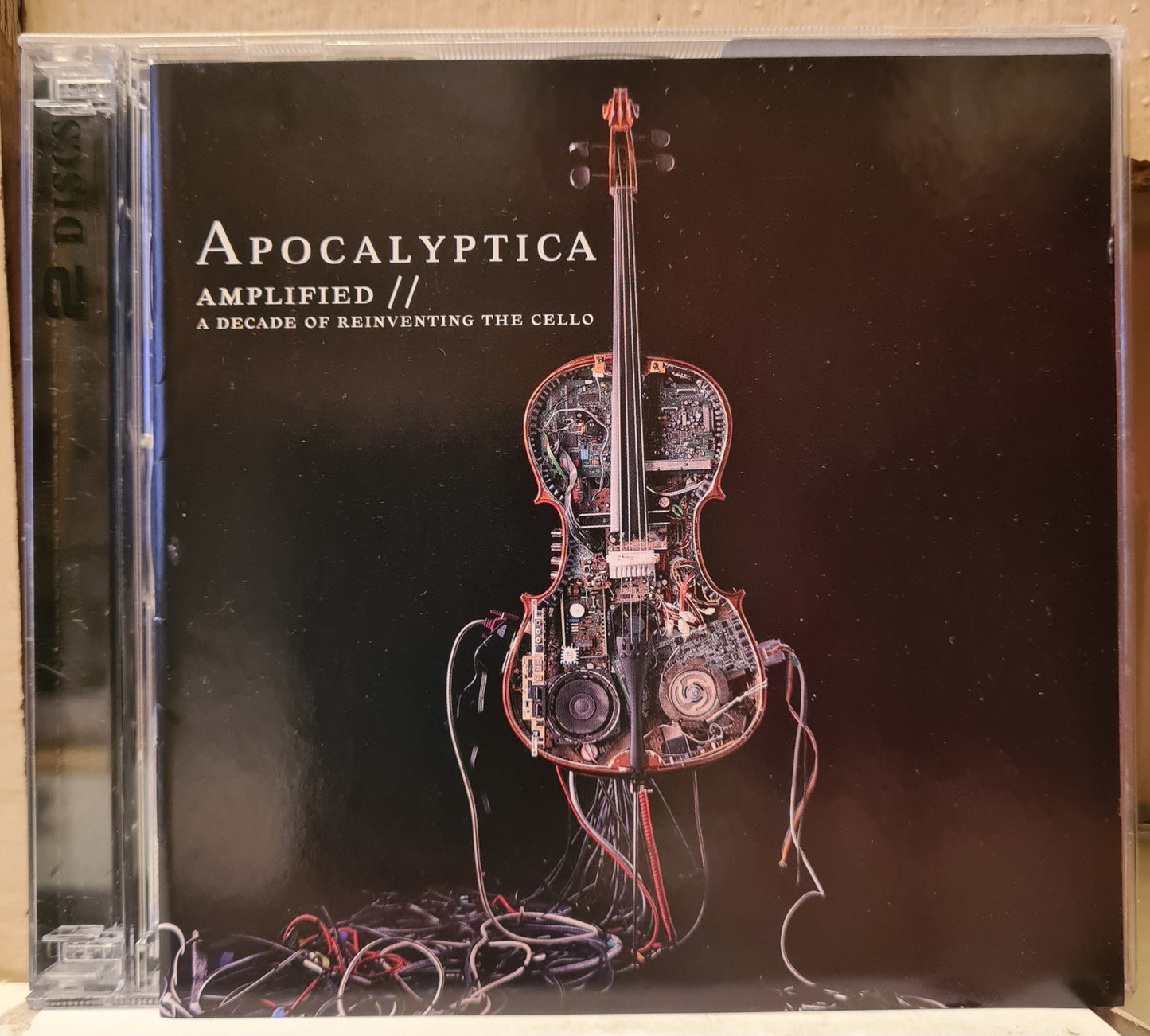 Apocalyptica ~ Amplified - A Decade of reinventing the Cello (2xCD)